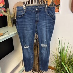 Old Navy | Mid rise rockstar super skinny jeans | 18